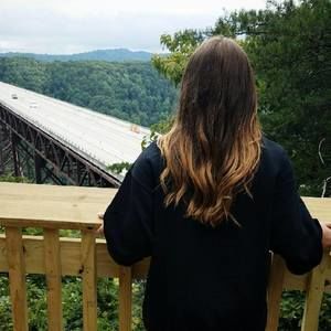 Meet your Posher, Gaby